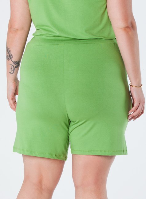 02 shorts plus size com elastico na cintura e cordao frontal decorativo bolso faca verde meire