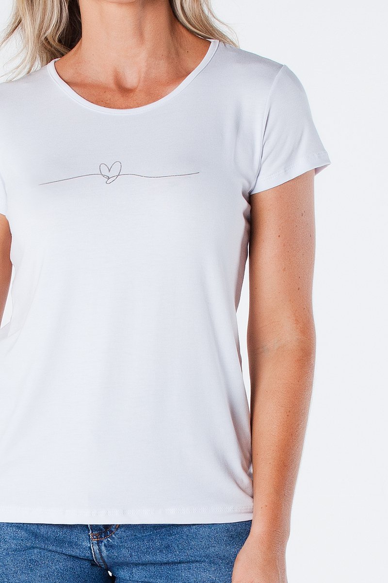 20 t shirt baby look estampa amore com aplique de flor viscolycra bege