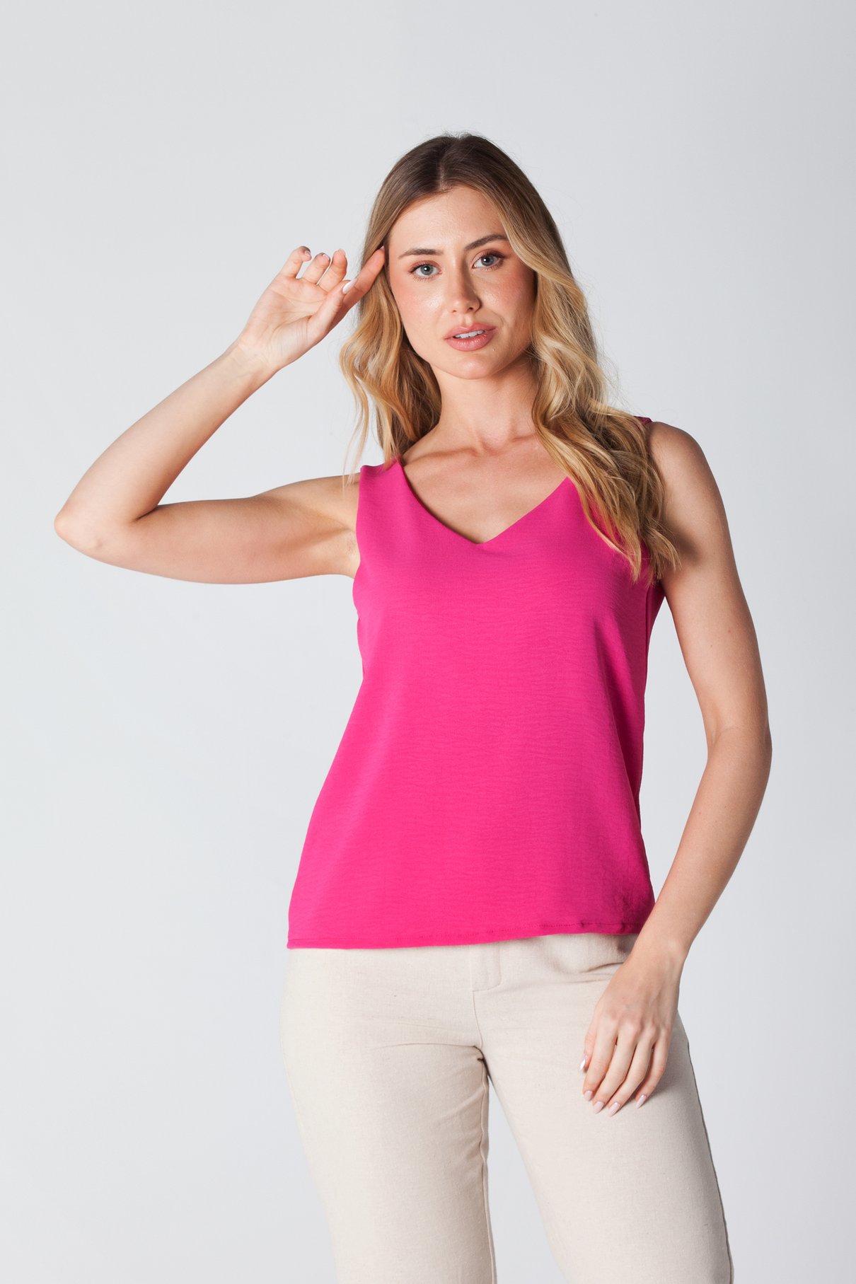 02 regata em crepe decote v pink liz