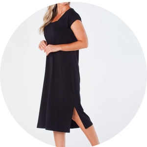 04 vestido midi reto gola quadrada ombro franzido e fendas laterais vermelho livia