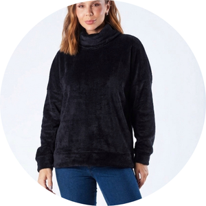 02 blusao oversized gola caida em fleece preto nala