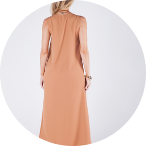 02 vestido longo sem mangas decote v forrado ocre stella