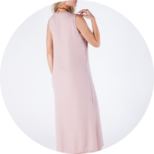 08 vestido longo sem mangas decote v forrado ocre stella