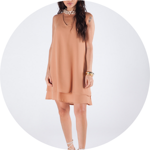 04 vestido curto sem mangas decote v forrado ocre luce