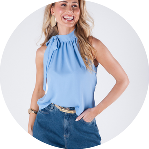 06 blusa com amarracao no pescoco azul fresh mari