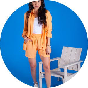 06 camisa manga longa e martingale botoes funcionais laranja