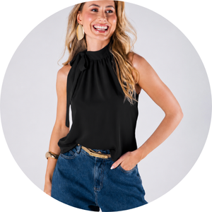 03 blusa com amarracao no pescoco preta mari
